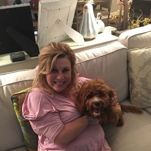 Meet your Posher, Cecelia